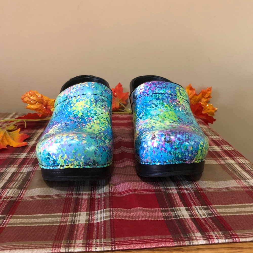 Dansko medical shoes